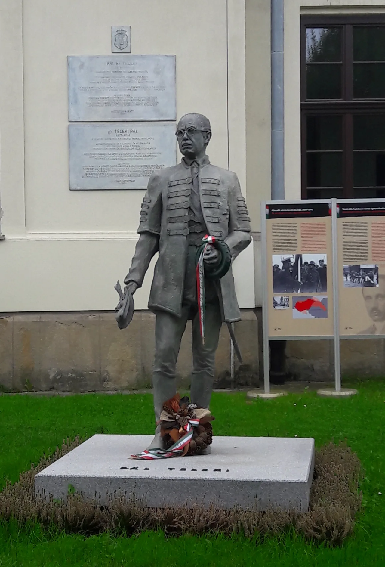 Пал Телеки