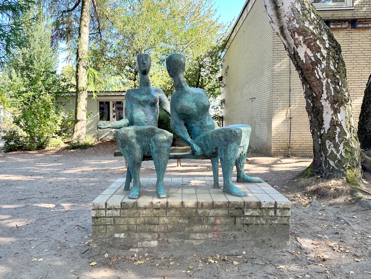 Группа девушек