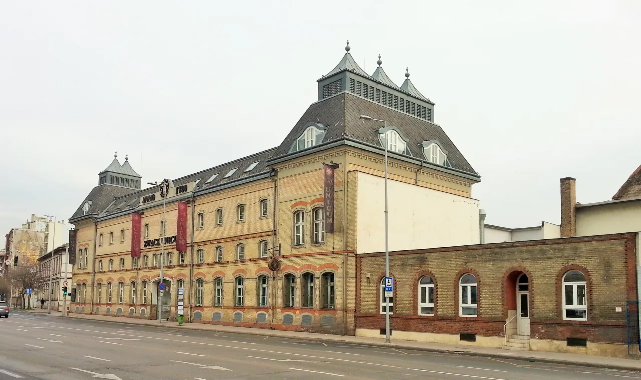 Zwack Посетительский центр