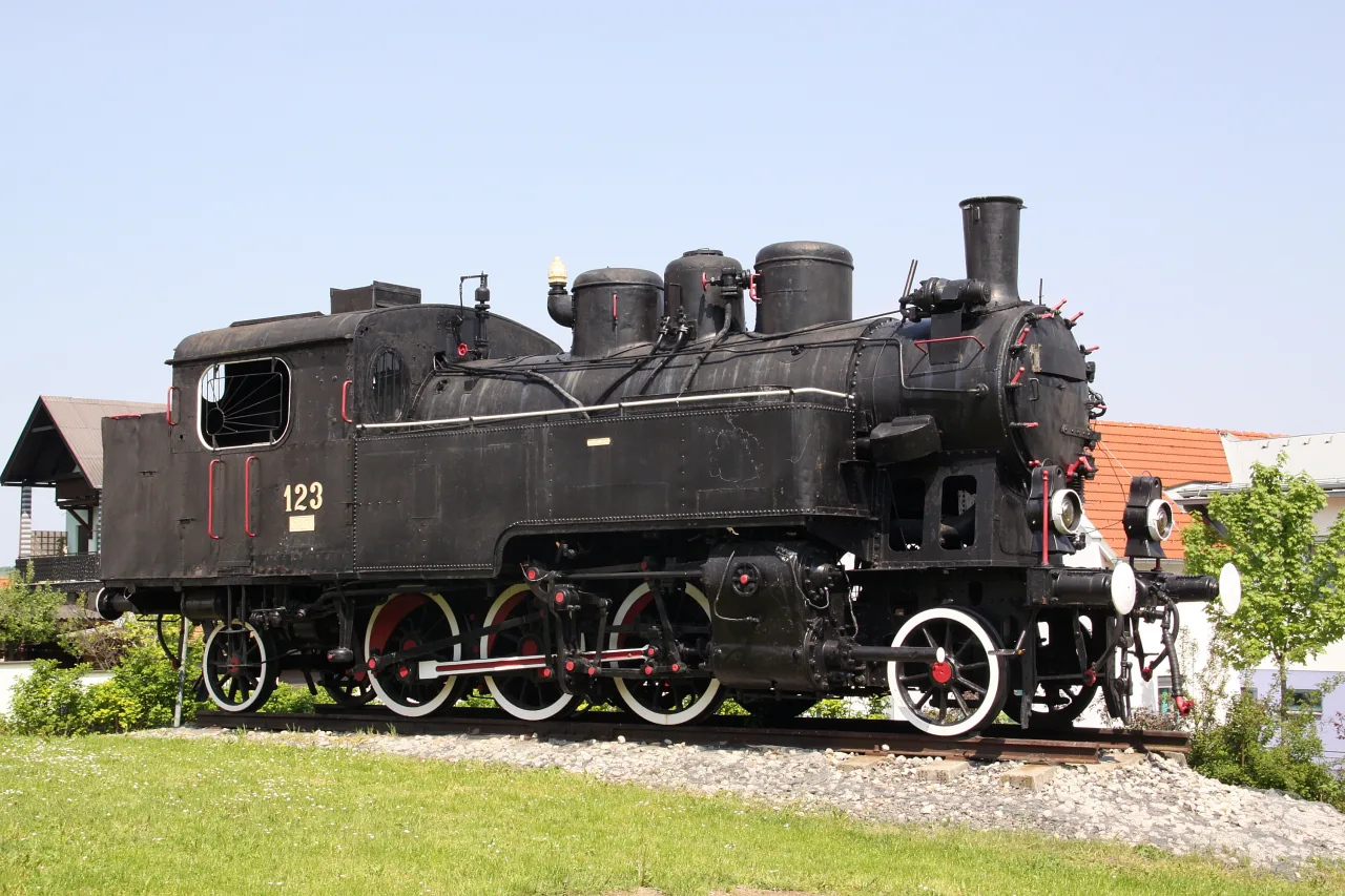 Паровоз MÁV 375.551