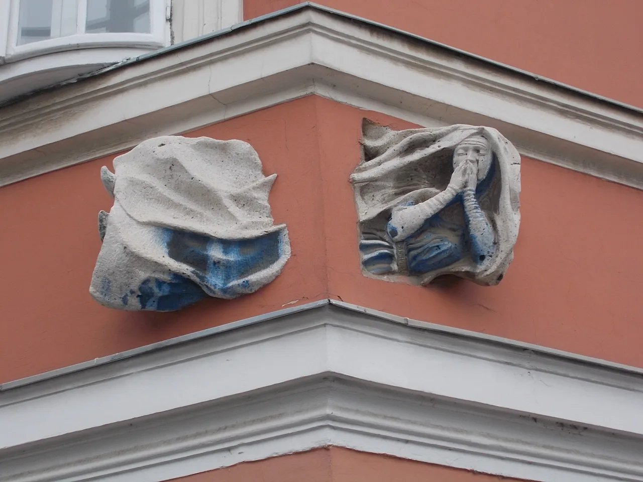 Летающая монахиня
