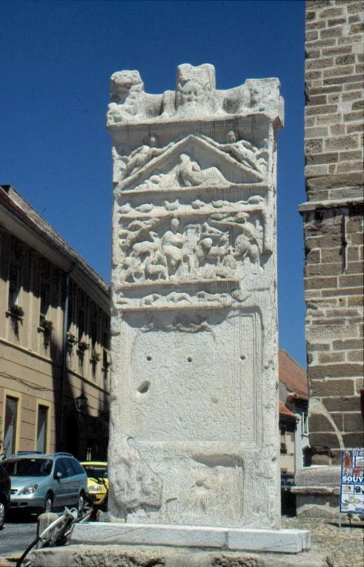 Памятник Орфею