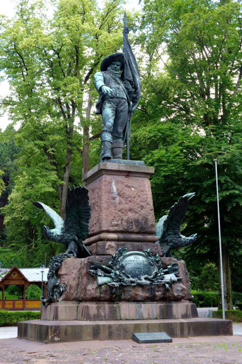 Памятник Андреасу Хоферу