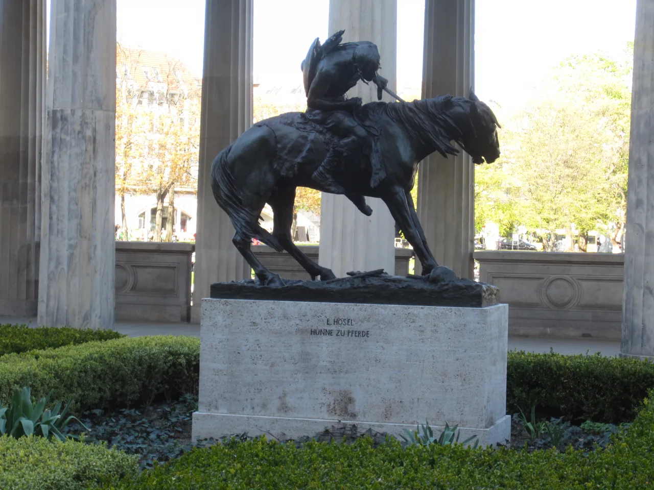 Гунн на коне