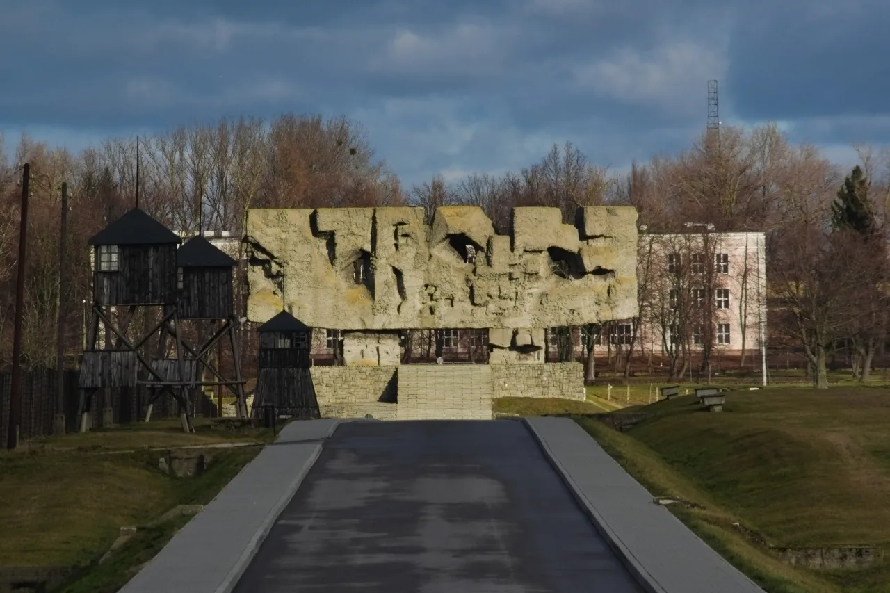 Памятник Борьбы и Мученичества
