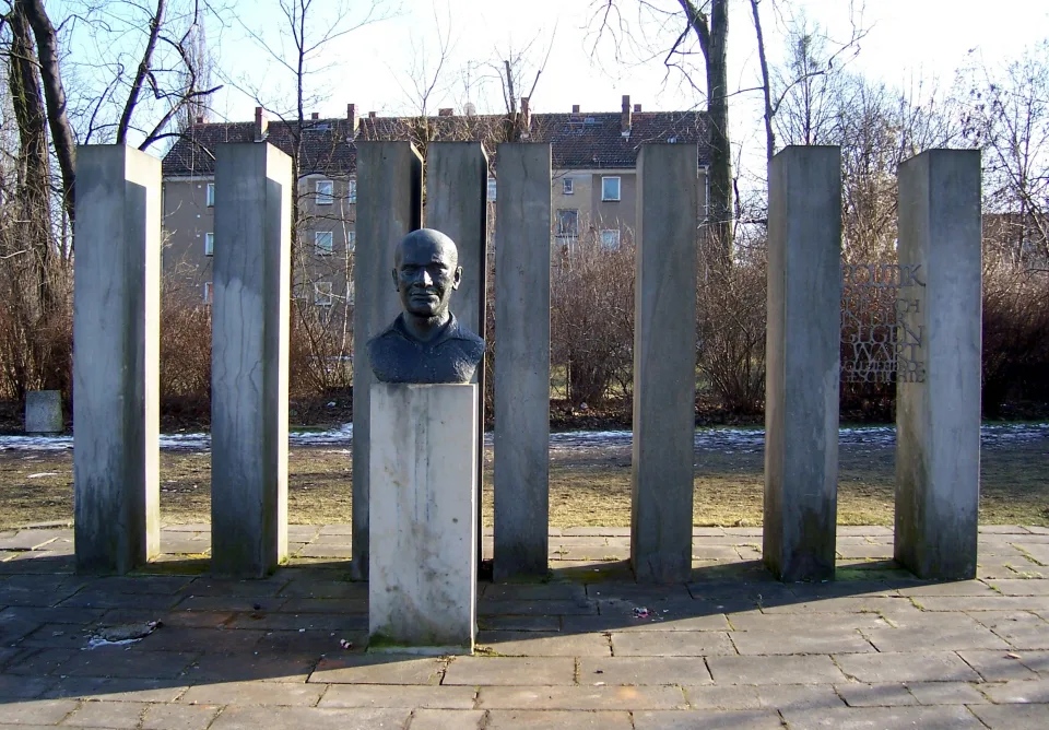Мемориальный комплекс Эрнста Тельмана