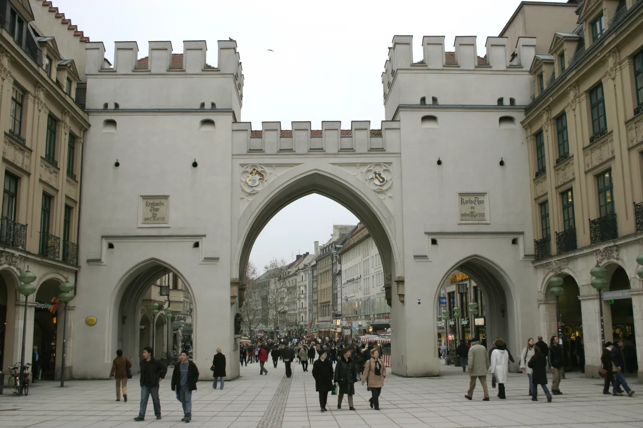 Карлстор