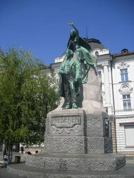 Памятник Прешерена