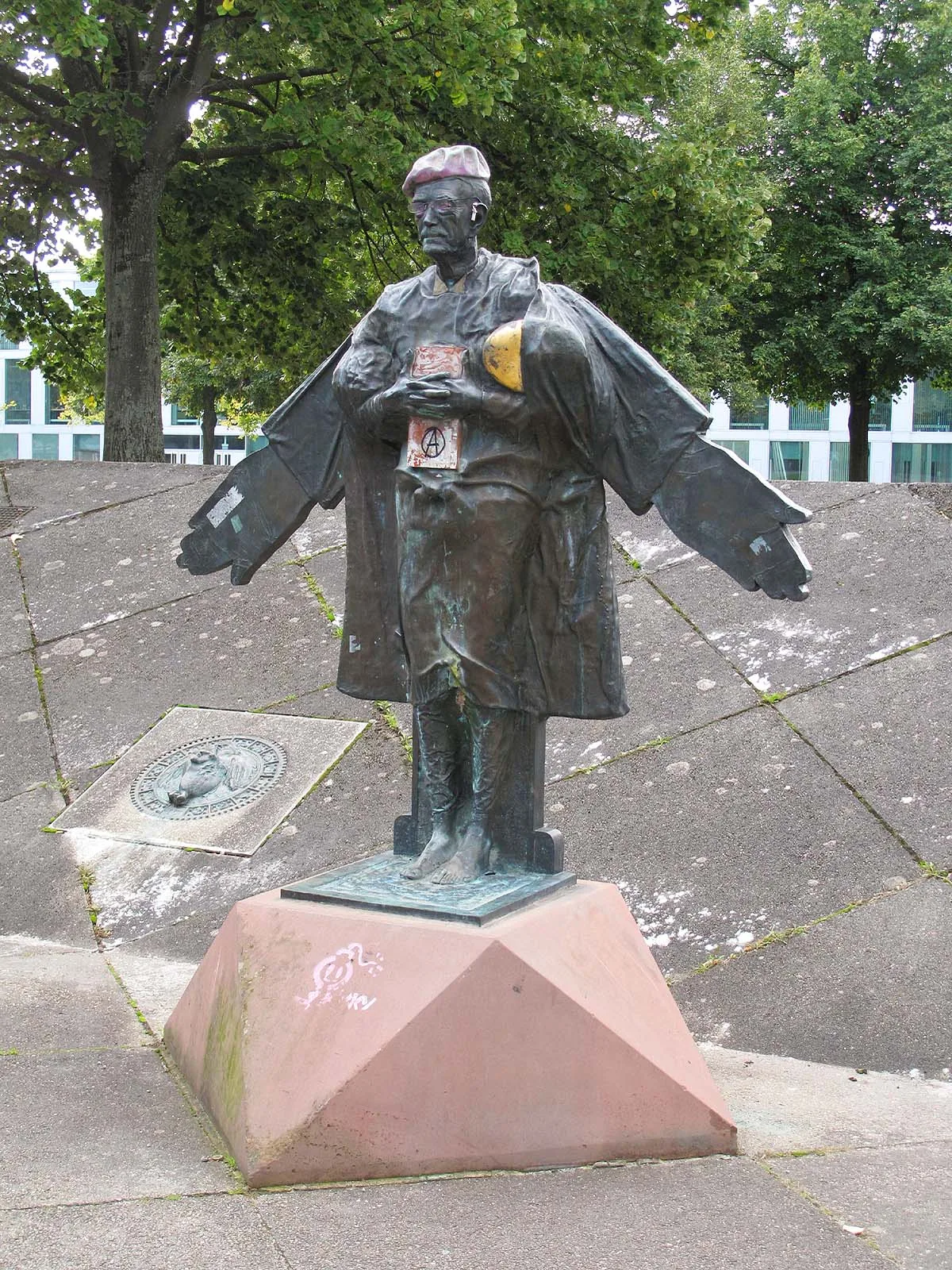 Мультимиссионер