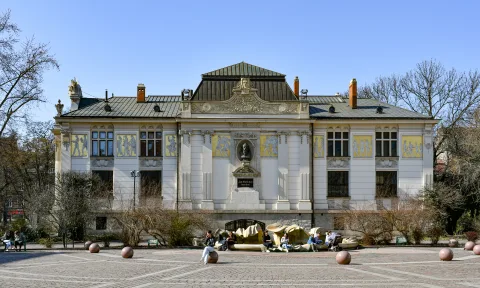 Дворец искусств