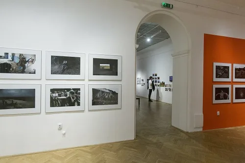 Центр современной фотографии Роберта Капы