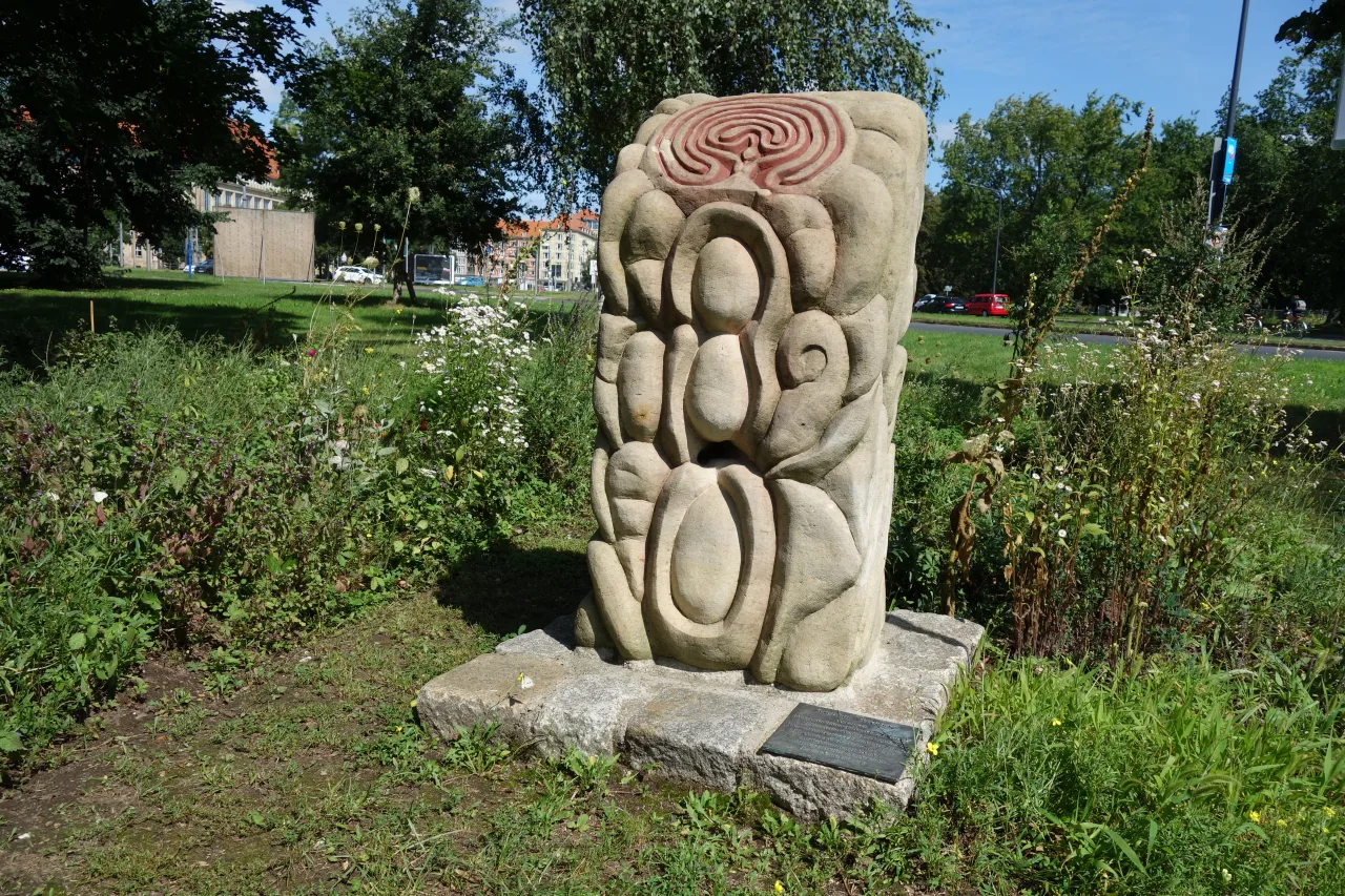 Лабиринтштайн