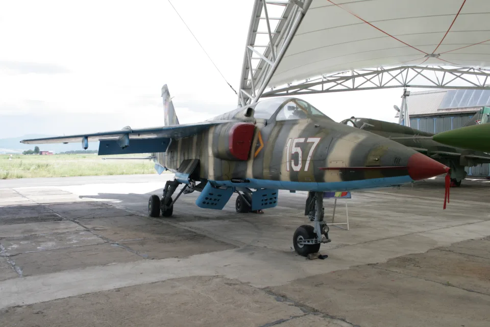 ИАР-93
